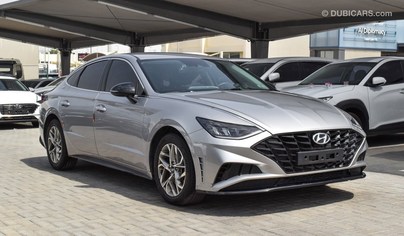 Hyundai Sonata Base Sport