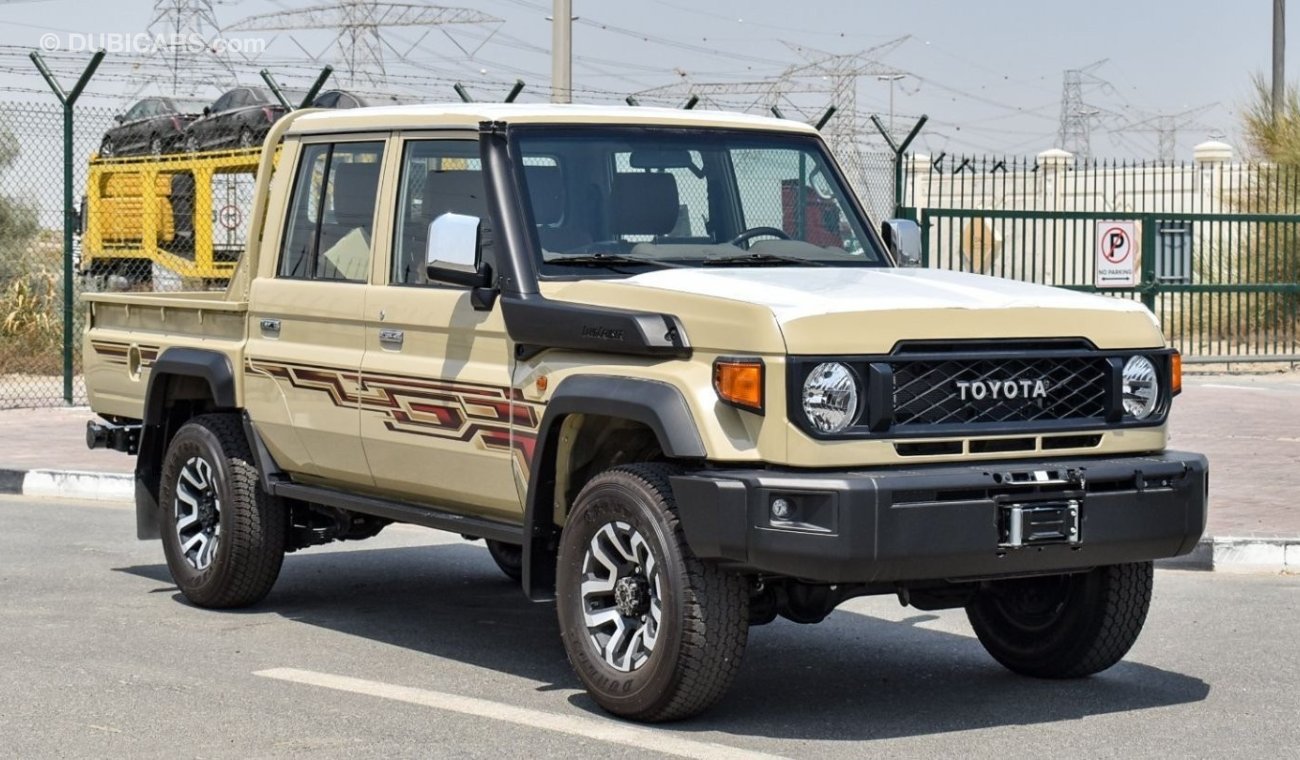 تويوتا لاند كروزر بيك آب Land cruiser 79 - 4.0l - Petrol D/C - A/T - Winch - Power Window - Coolbox