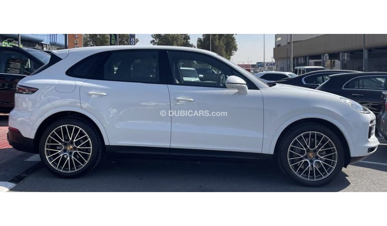 Porsche Cayenne S 2.9L (435 HP) S Original paint 2019 GCC