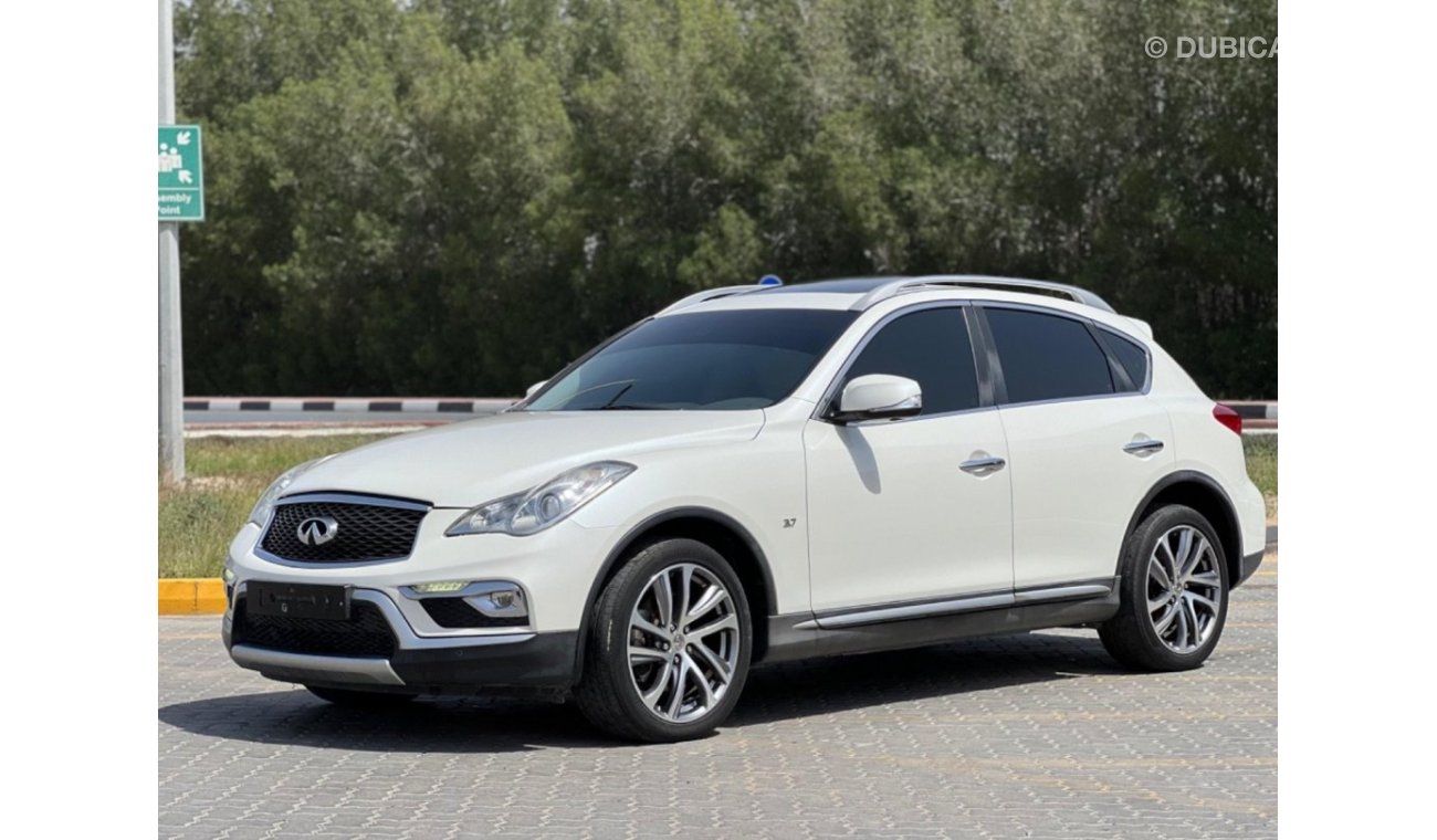 Infiniti QX50 Luxury