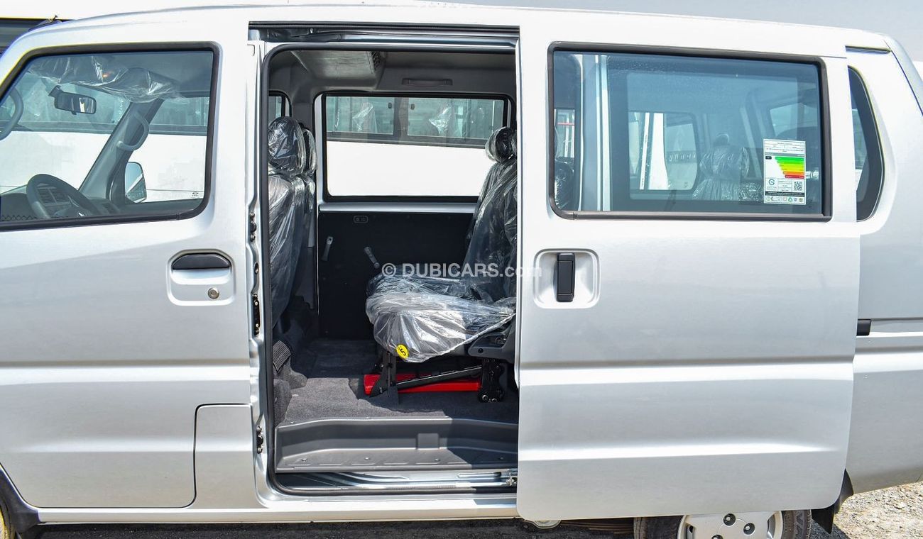 CMC Veryca Veryca Window Van 1.5L / 2WD / 5MT / 8 seater