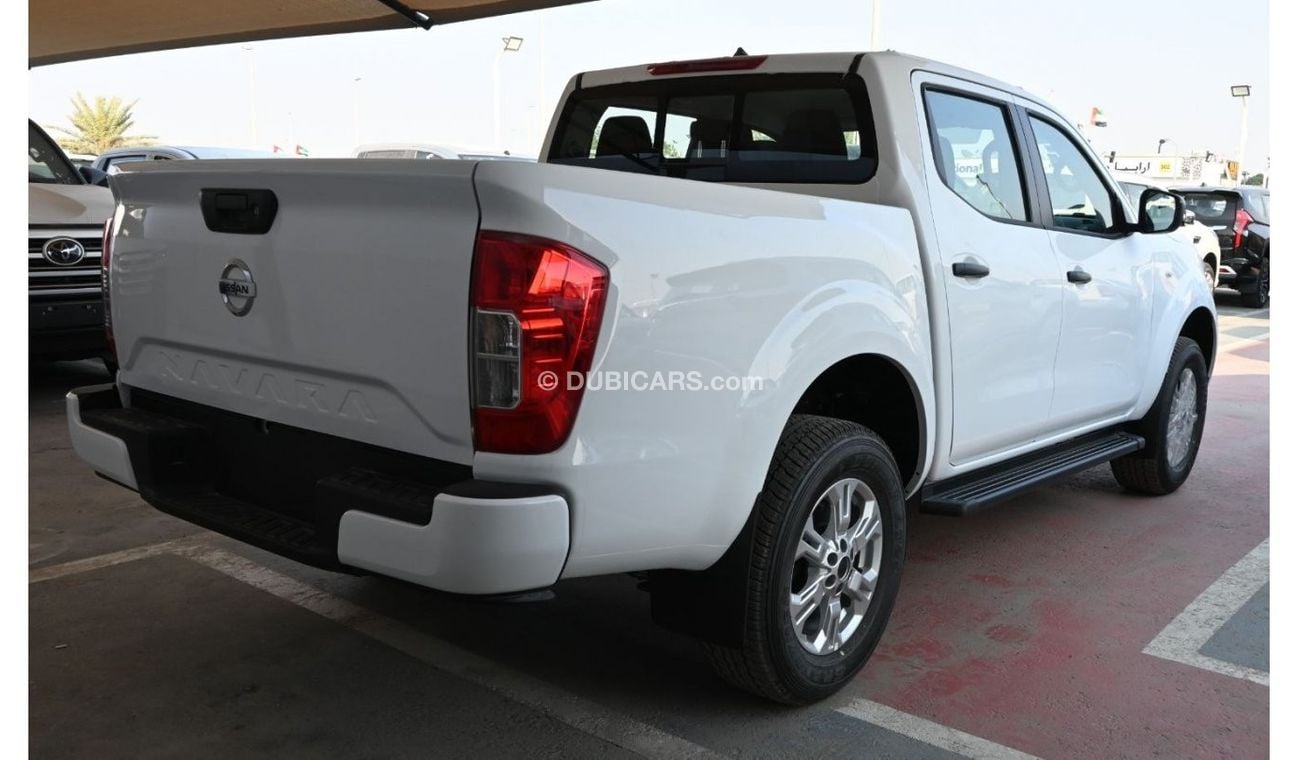 Nissan Navara NISSAN NAVARA 2.5 PETROL SE 4X2 MT DC PLUS