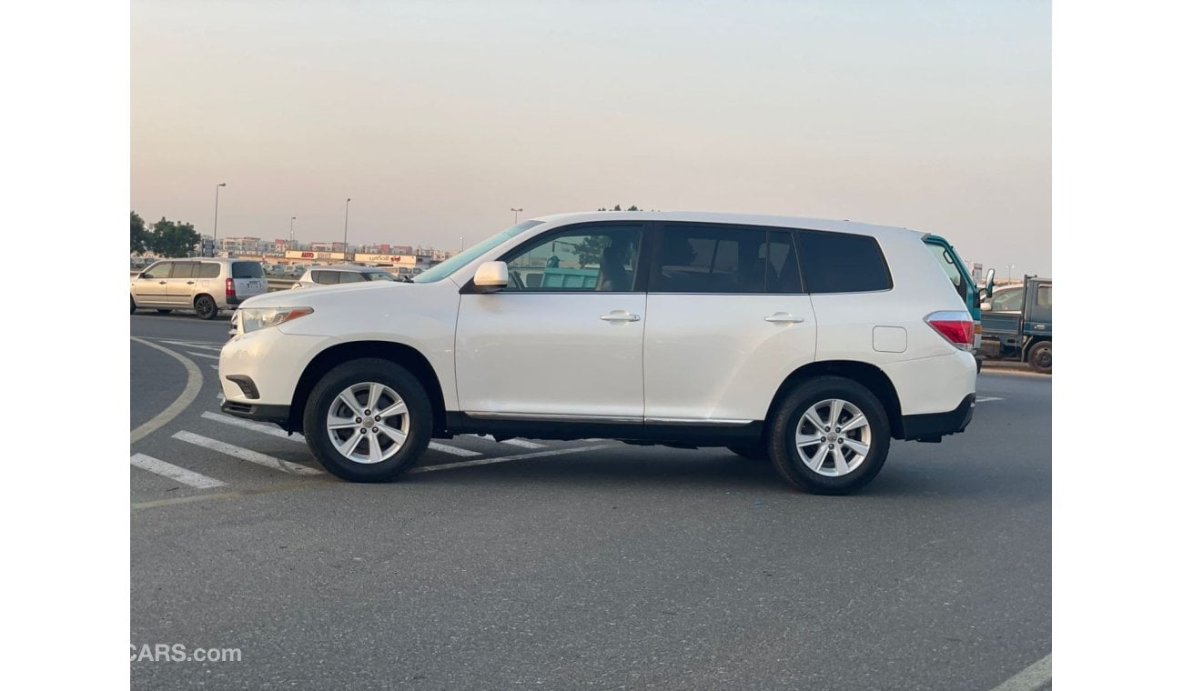 تويوتا هايلاندر 2012 Toyota Highlander LE+ MidOption - 3.5L V6 - 7 Seater - Fully Maintained - 90,000 Mileage