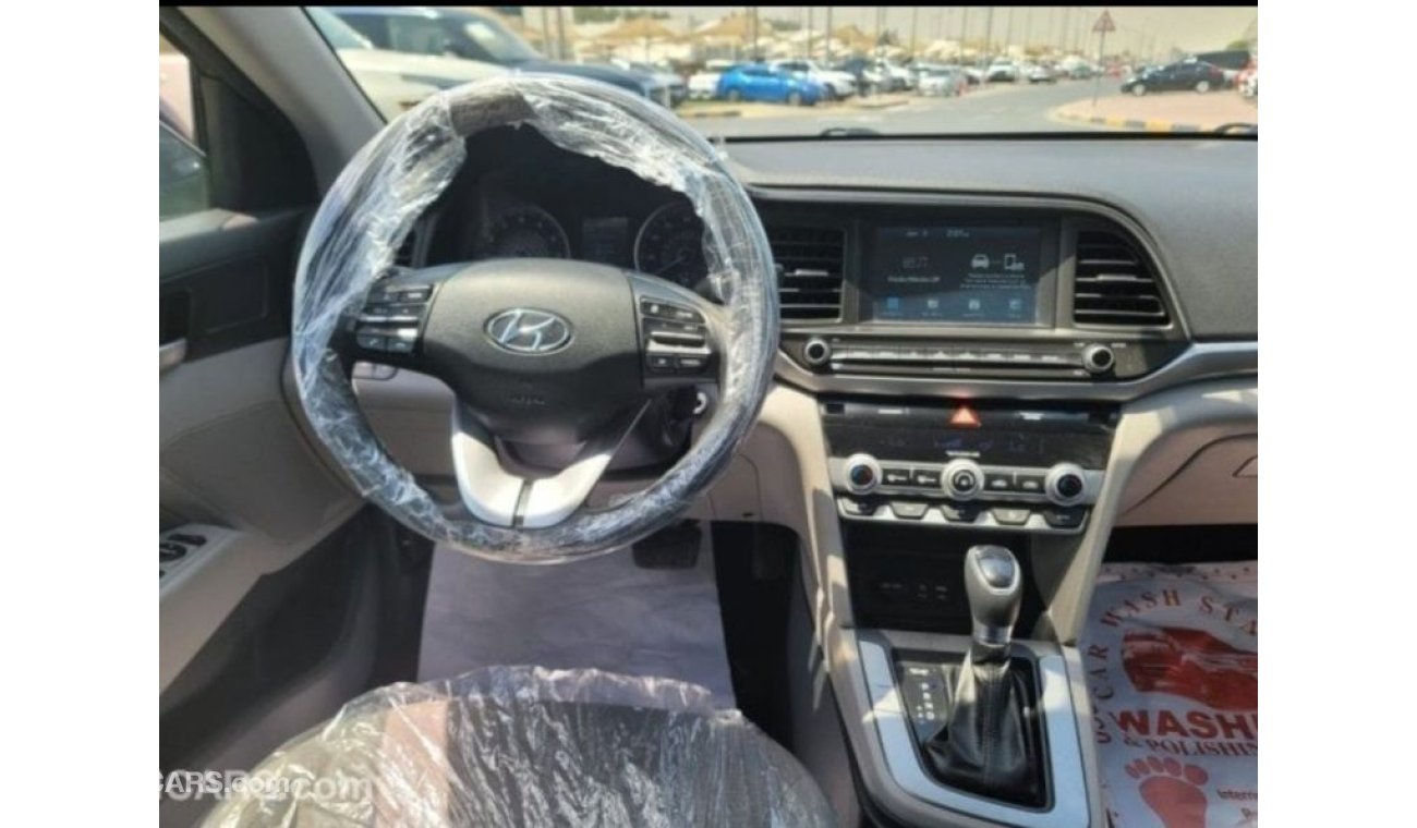 Hyundai Elantra sel 2020 low mileage 43868