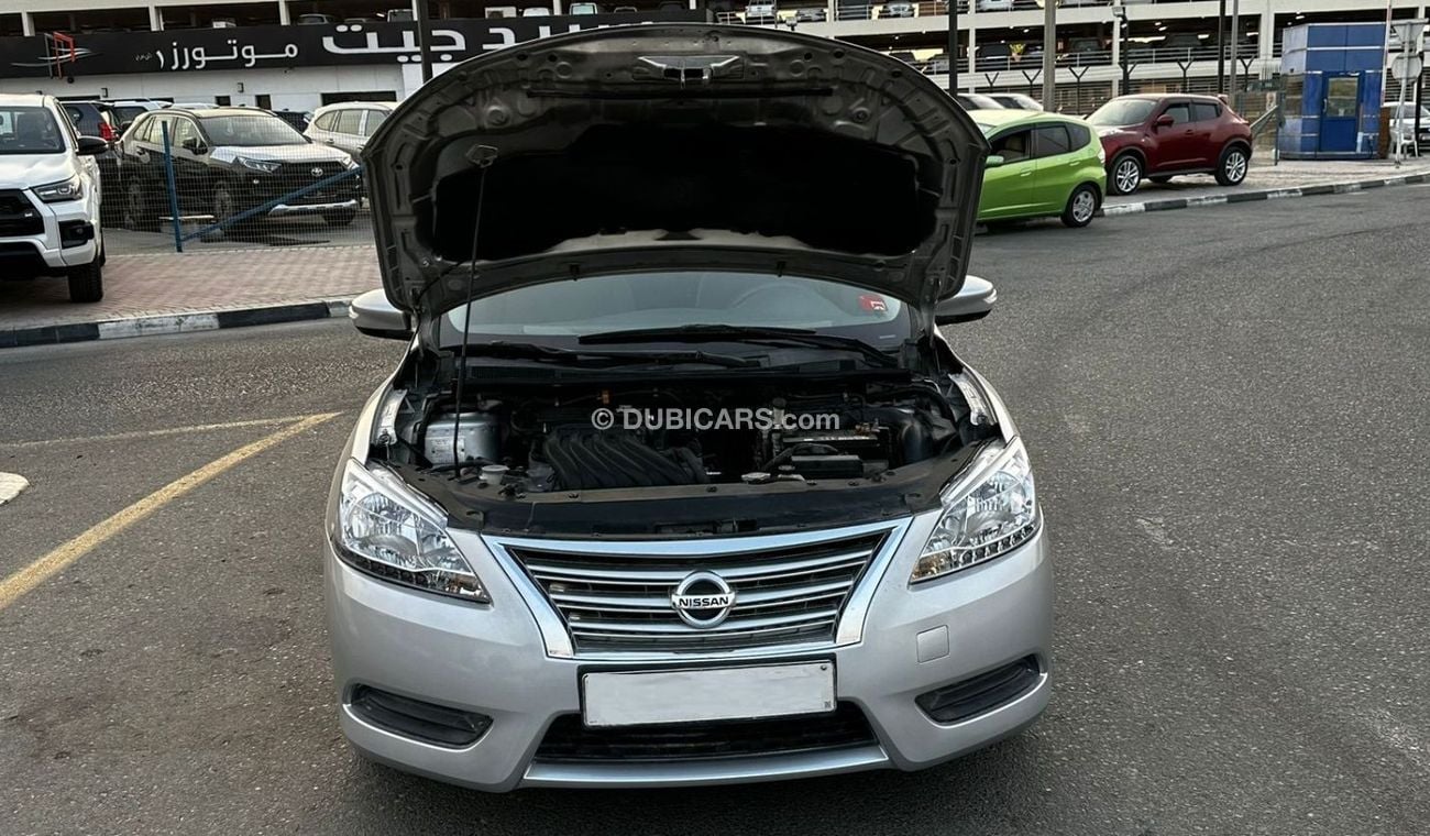 Nissan Sentra S 1.6L (113 HP)