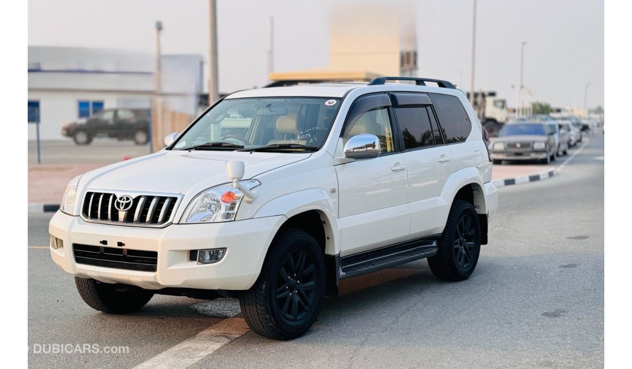 Toyota Prado PREMIUM BEIGE INTERRIOR | SUNROOF | 3.0L DIESEL | RHD | 2007 | FENDER HOOD MIRROR