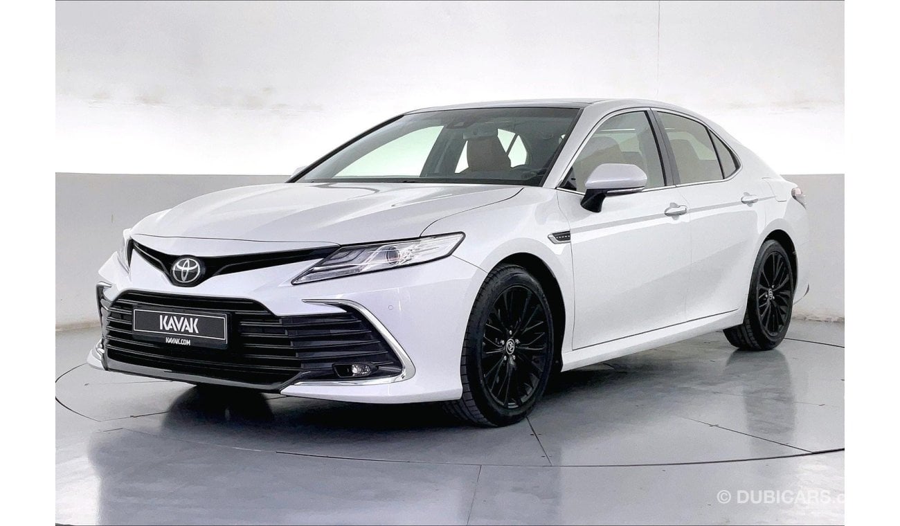 Toyota Camry SE+ | 1 year free warranty | 0 Down Payment