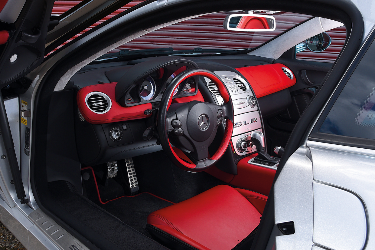 Mercedes-Benz SLR interior - Cockpit