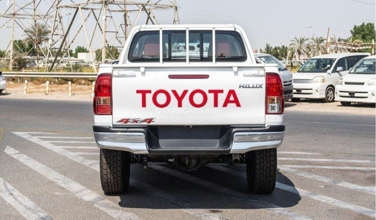 Toyota Hilux Toyota Hilux 2.4L Diesel AT Mid Option 4X4 2024