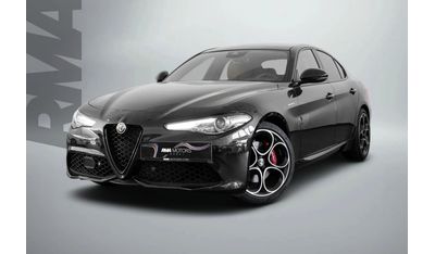 ألفا روميو جوليا Q2 / 7 Year Alfa Romeo Warranty & 5 Year Service Contract / Low Kms