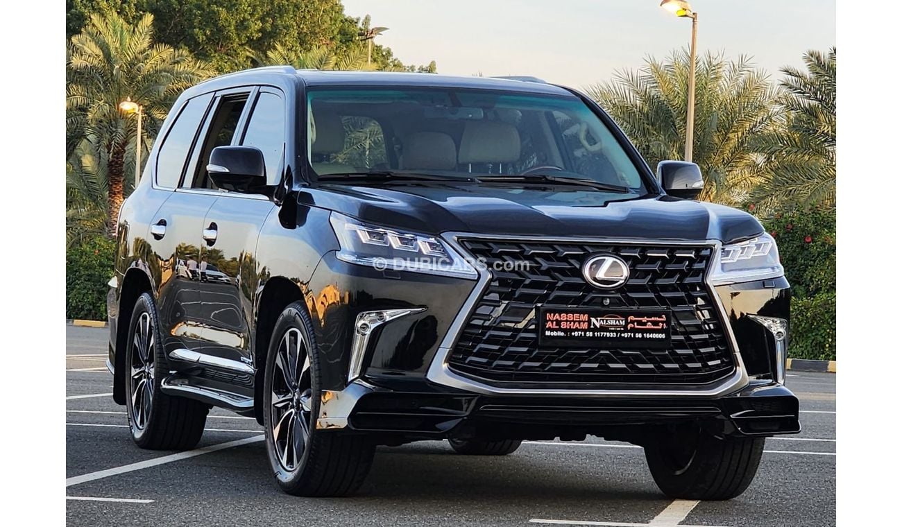 Lexus LX570 facelifted