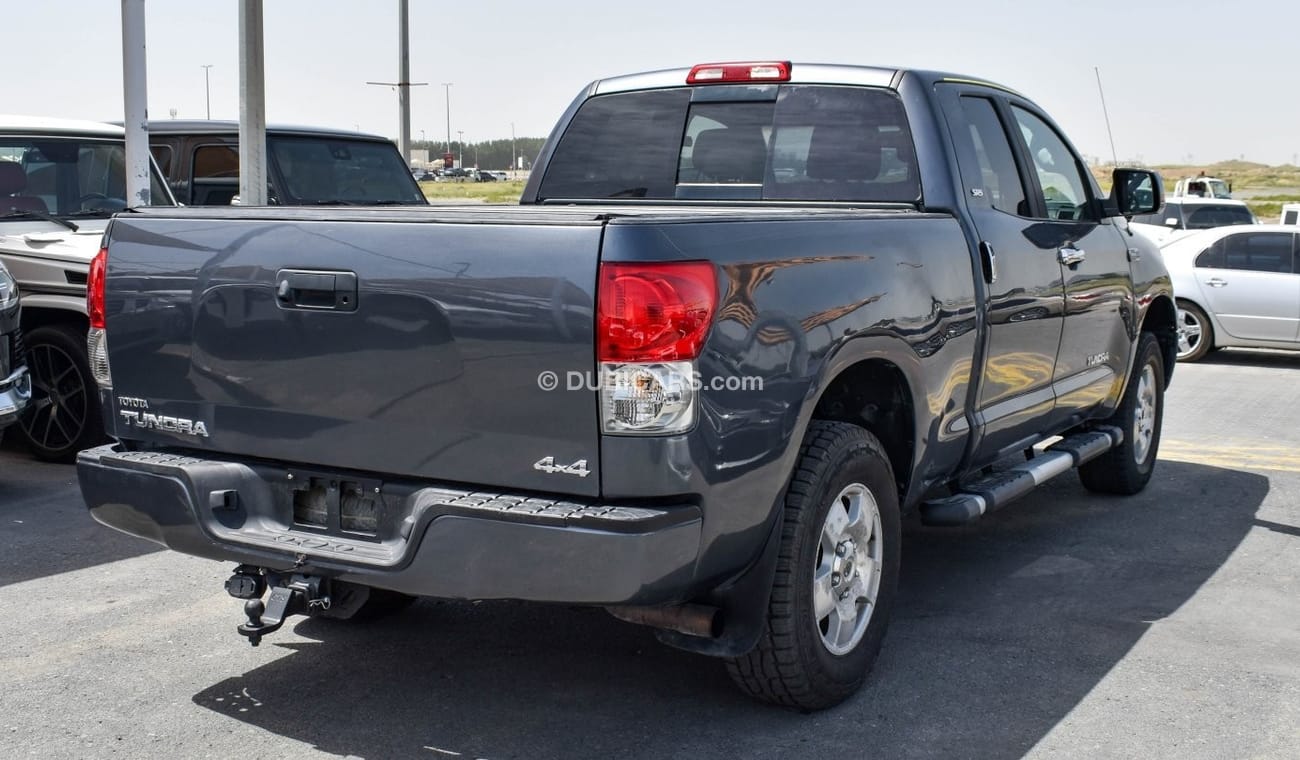 Toyota Tundra SR5