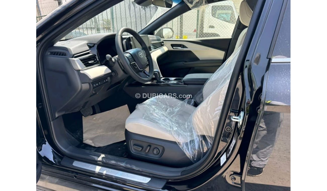 تويوتا كامري TOYOTA CAMRY 2.5L GLE AWD A/T 2025