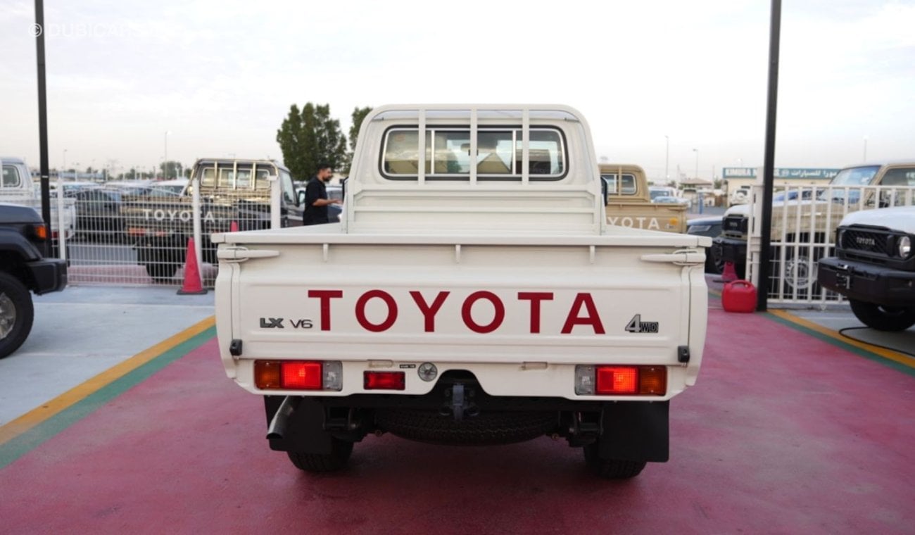 تويوتا لاند كروزر بيك آب TOYOTA LC PICKUP SC 4.0L PETROL AUTOMATIC TRANSMISSION 2024 FULL OPTION WITH LED LIGHTS