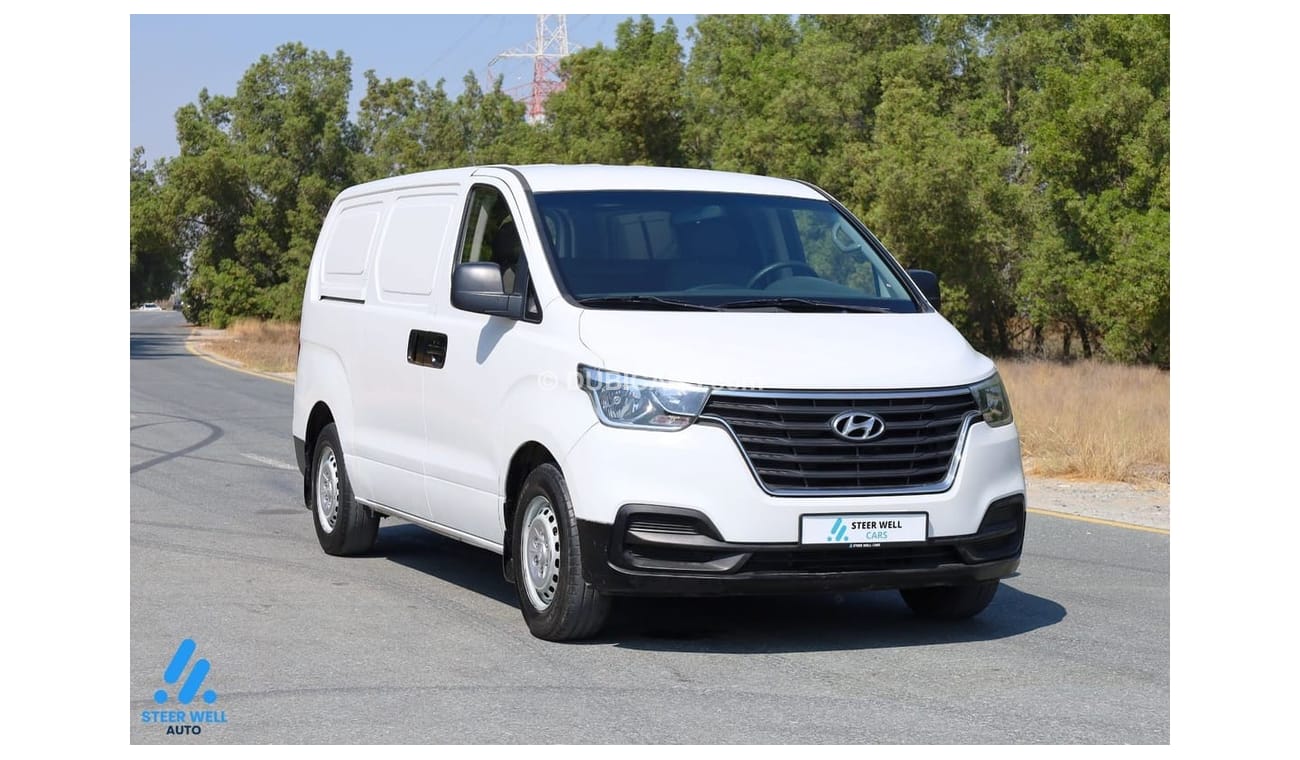 هيونداي H-1 Std 2019 Cargo Van 2.5L RWD / Diesel M/T / Like New Condition / Bulk Deals / Lowest Price / Book Now