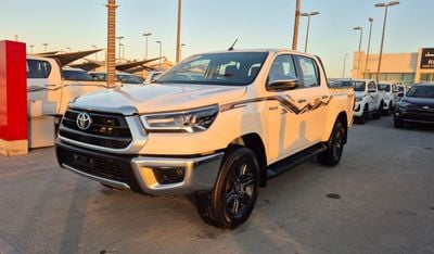 تويوتا هيلوكس S GLX 2.7L 4WD M/T Toyota Hilux 2024 manual 4 cylinder engine 2.7L clean car without accident withou