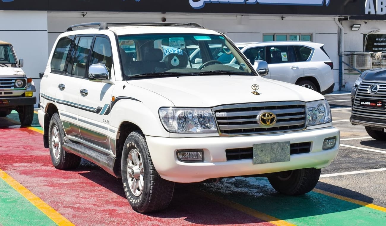 Toyota Land Cruiser GXR V6