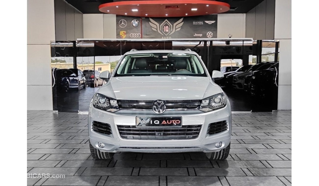 Volkswagen Touareg AED 2,300 P.M | 2015 VOLKSWAGEN TOUAREG SPORT V6 3.6L | GCC 360 * CAMERAS | FULLY LOADED | PANORAMIC