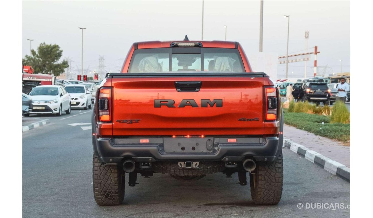 رام 1500 TRX DODGE RAM TRX 6.2L V8 PETROL PICKUP TRUCK 2024