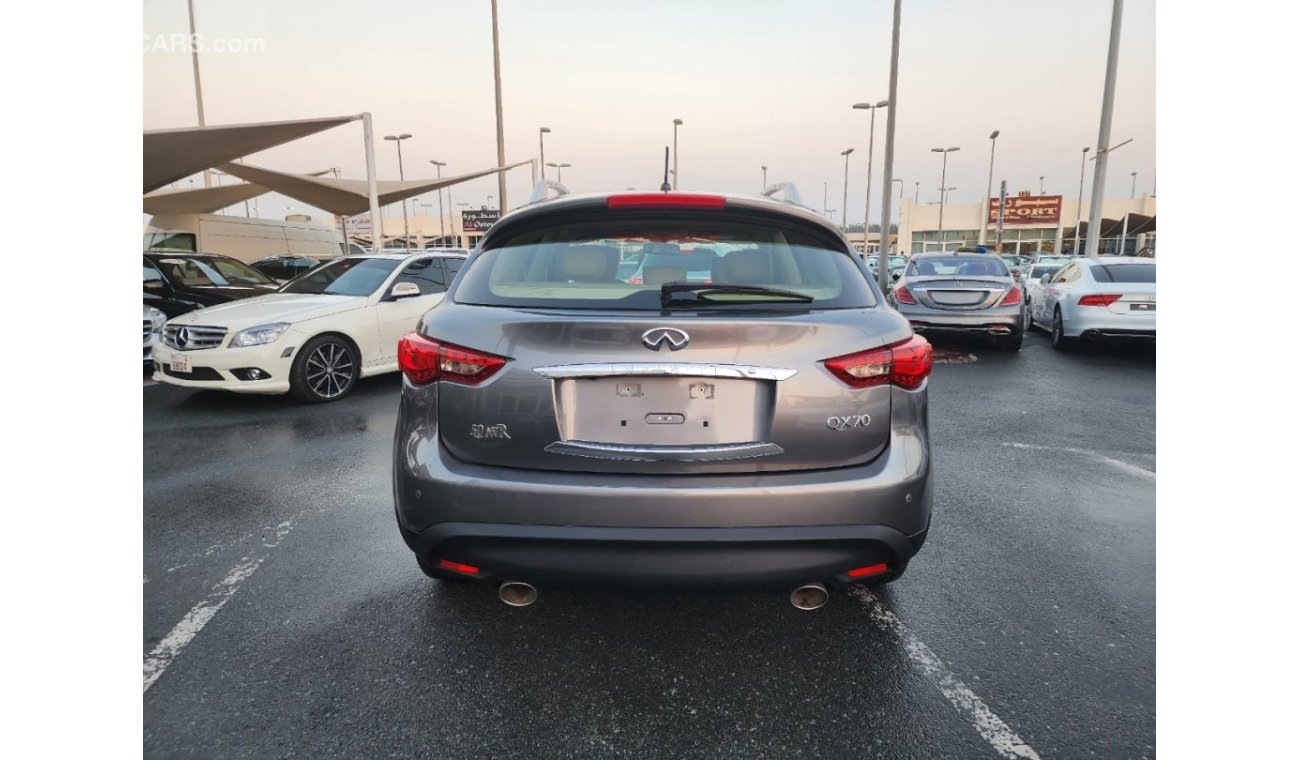 Infiniti QX70 Limited Infiniti QX 70 _GCC_2019_Excellent Condition _Full option