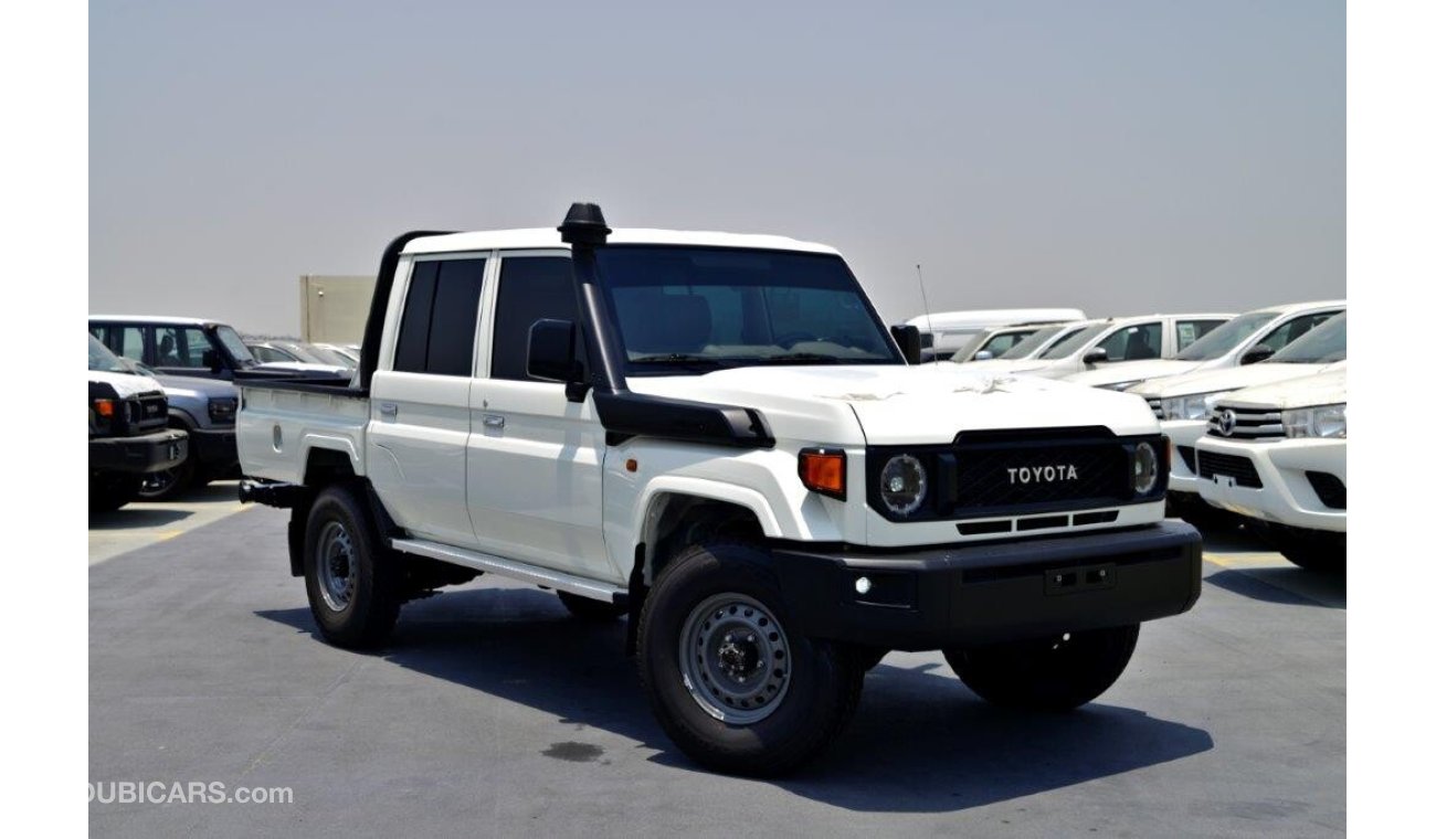 تويوتا لاند كروزر بيك آب Double Cabin 2.8L Diesel AT