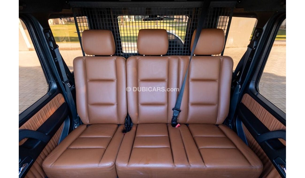 Mercedes-Benz G 500 4X4 4.0L Mercedes-Benz G500 2017 GCC under Warranty with Flexible Down-Payment.