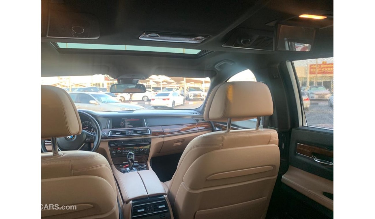 BMW 750Li Executive BMW 750 Li_TWIN POWER TERBO _GCC_2015_Excellent Condition _Full option