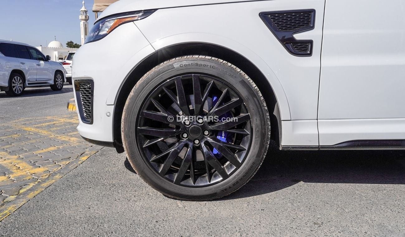 Land Rover Range Rover Sport SVR