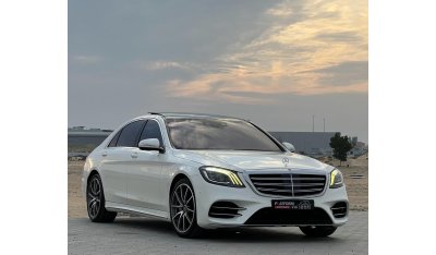 Mercedes-Benz S 560 Std Mercedes benz S560 Model 2018 GCC SPECS, original paint no accident.