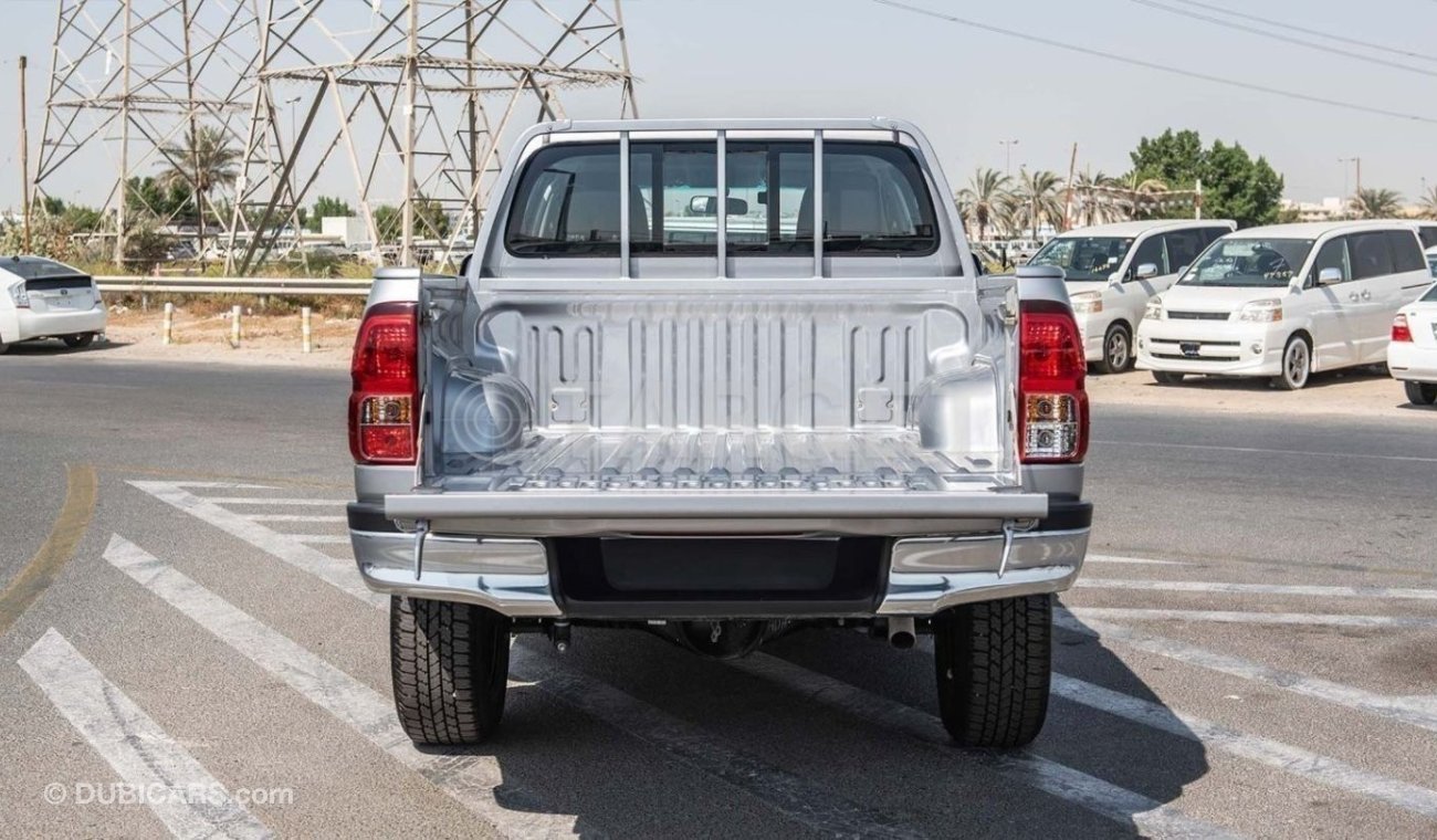 تويوتا هيلوكس Toyota Hilux 2.4D AT 4X4 MY 2024 -SILVER