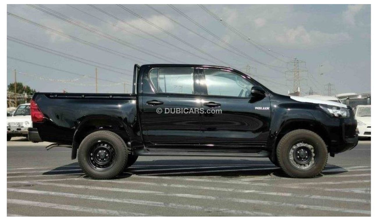 تويوتا هيلوكس Toyota hilux 2.4L diesel mid option MY2024