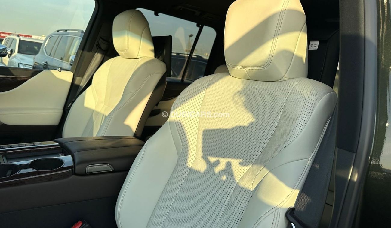 لكزس LX 500 DIESEL WITH WHITE INTERIOR