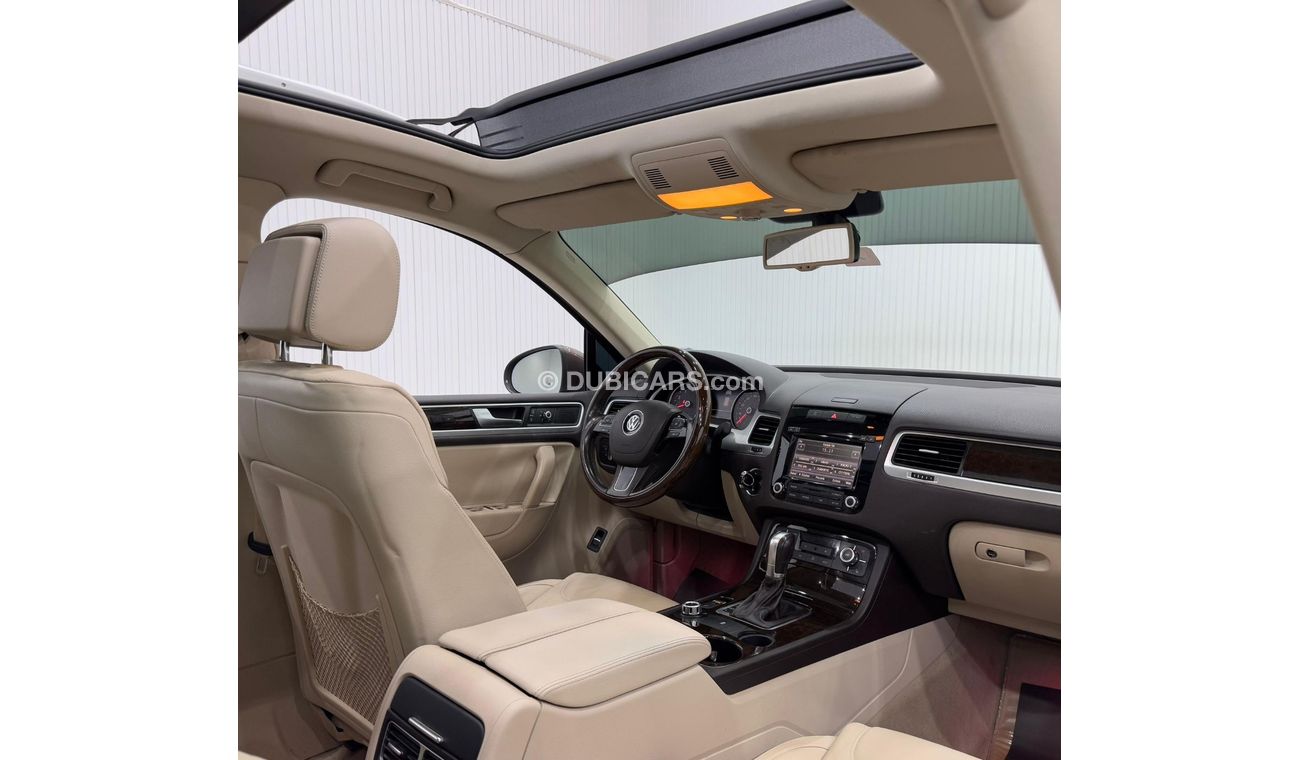 فولكس واجن طوارق 2015 Volkswagen Touareg, Excellent Condition, Service History, GCC