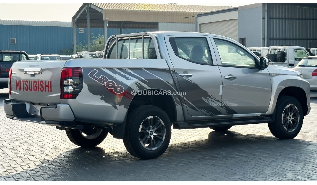 ميتسوبيشي L200 MITSUBISHI L200 2.4L P DC 4WD GLX 5MT