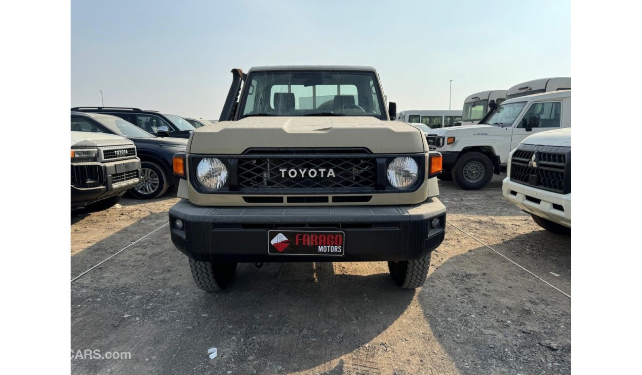 تويوتا لاند كروزر 2024 LAND CRUISER GRJ79 4.0 V6 S-CAB AUTOMATIC DIFF LOCK  **EXPORT ONLY**التصدير فقط خارج الخليج**