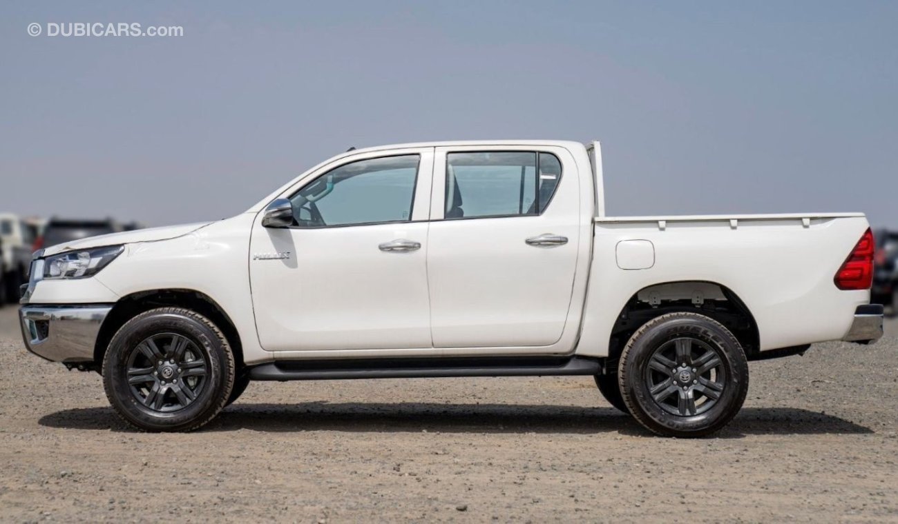 Toyota Hilux DC 2.7P AT  mid option 4X4 MY2024 – WHITE