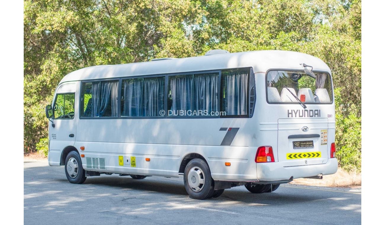 Hyundai County 2016 | HYUNDAI COUNTY | 30-SEATER BUS | DIESEL | AUTOMATIC DOOR | GCC SPECS | H69710