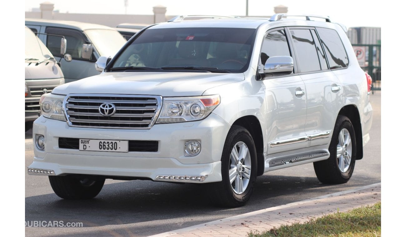 Toyota Land Cruiser 4.6 VXR V8, PUSH START, LEATHER SEAT, ELECTRIC SEAT, SUNROOF, MODEL 2015