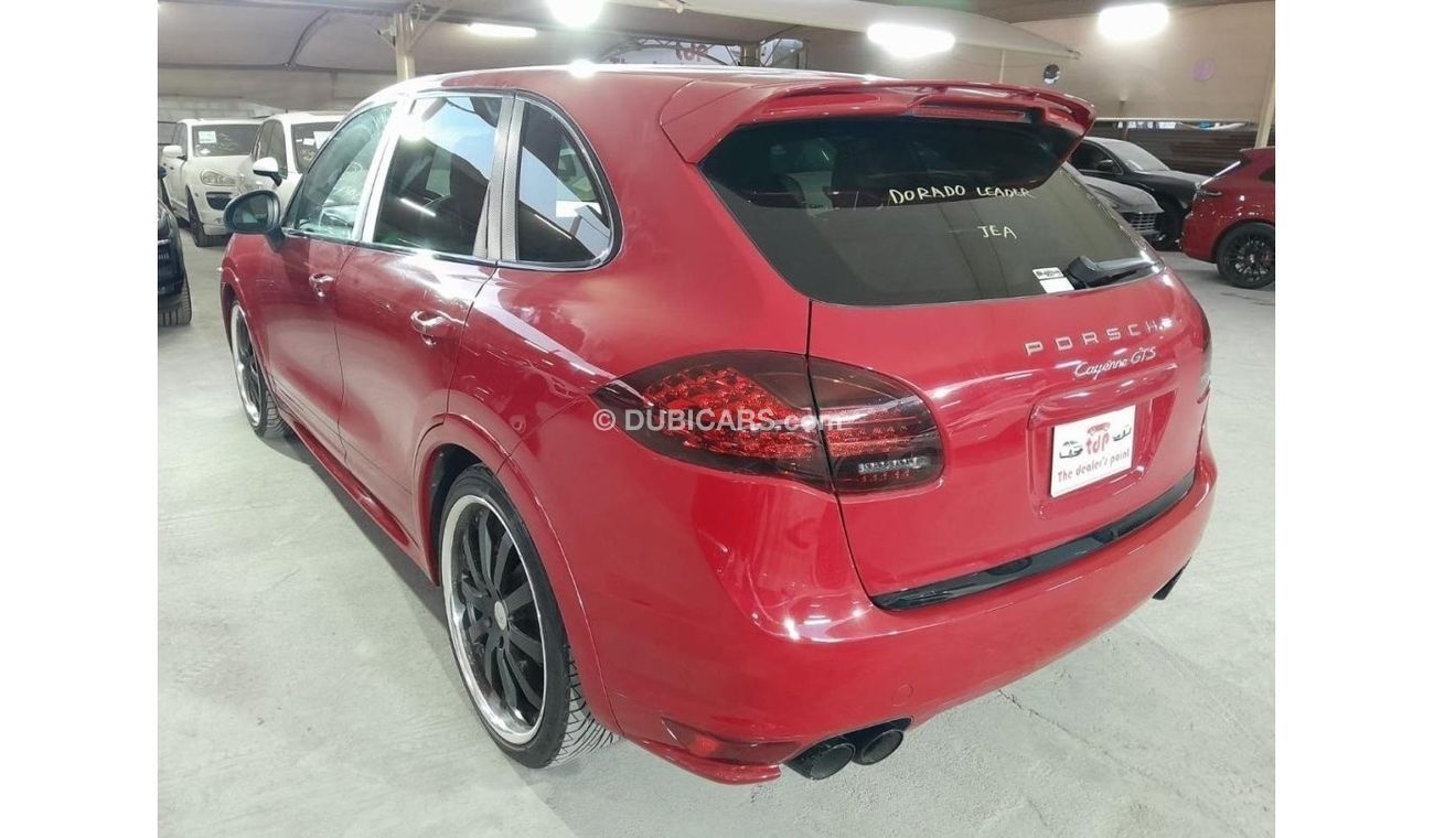 بورش كايان PORSCHE CAYENNE GTS 4.8L 2013, WITH GTS INTERIOR PACKAGE, SPORTS CHRONO PACKAGE AND MORE..