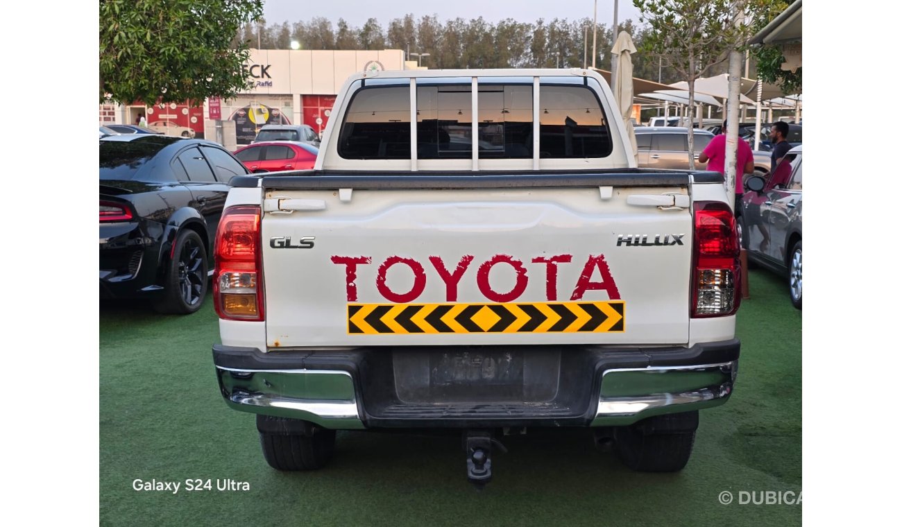 Toyota Hilux Double Cabin 2017 model Gcc 2.7L GLS