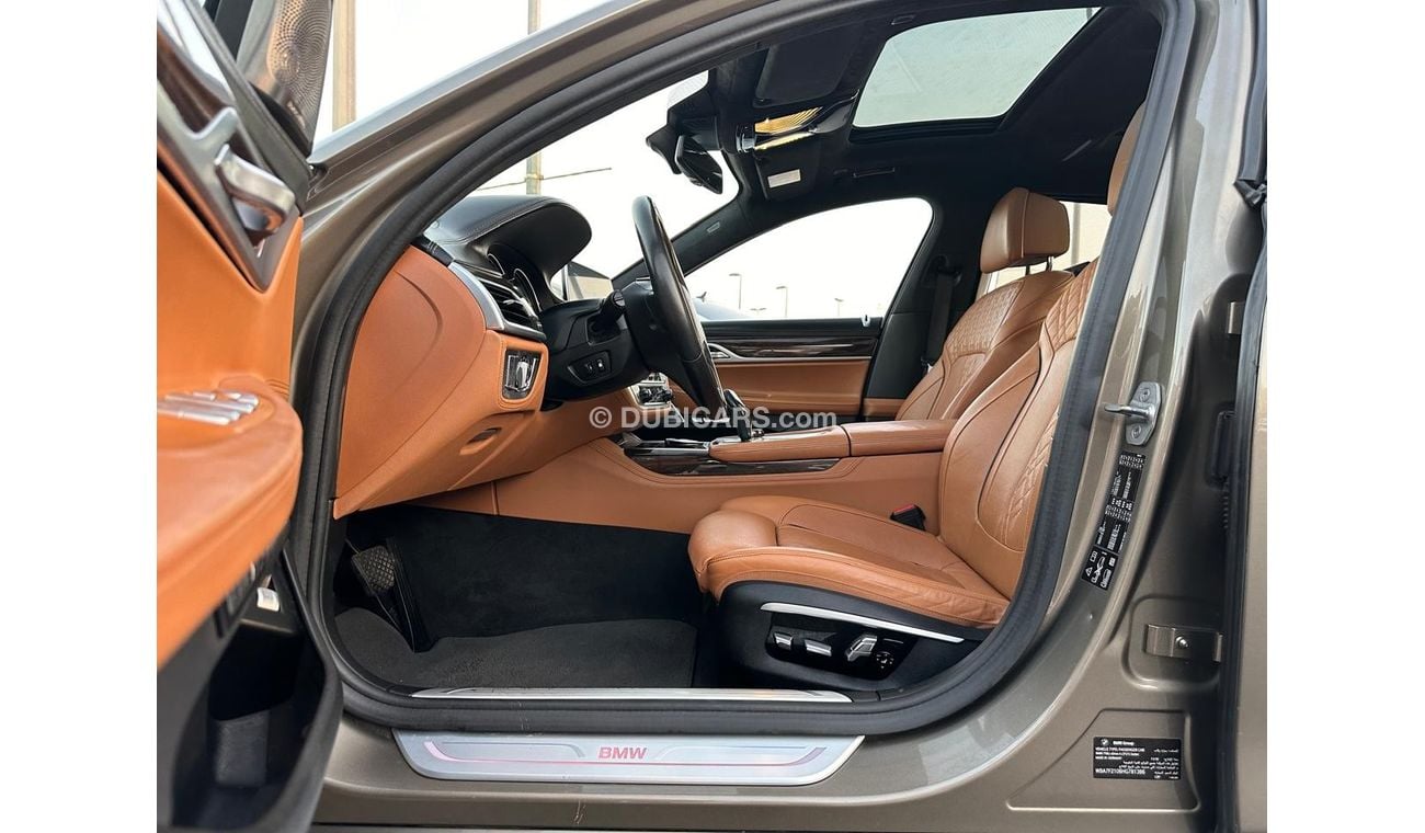 بي أم دبليو 750Li Luxury Plus BMW 750 Li _GCC_2017_Excellent Condition _Full option