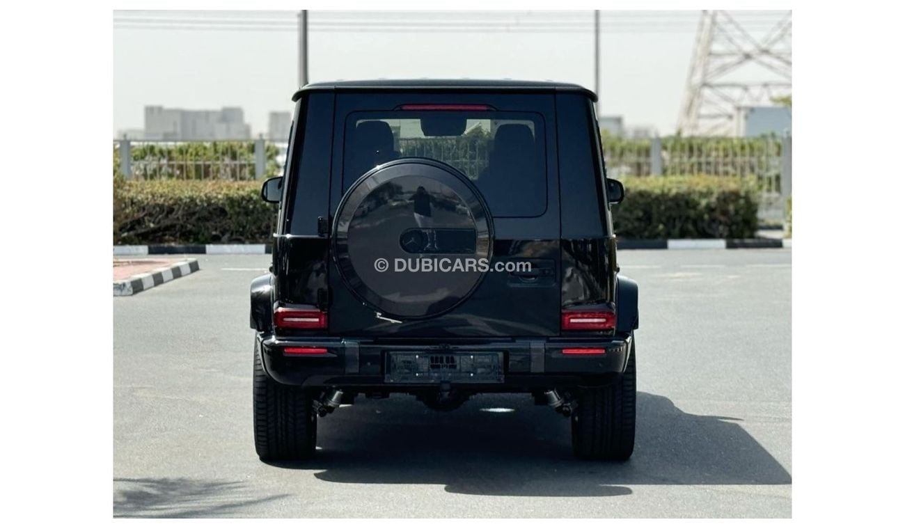 مرسيدس بنز G 63 AMG GERMAN SPEC EXPORT PRICE FULY CARBON FIBER INSIDE OUTSIDE