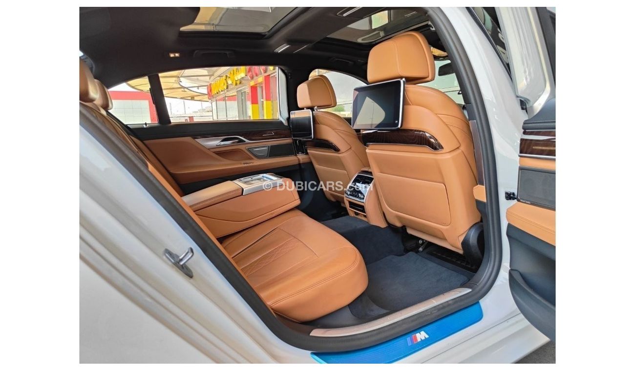 BMW 730Li Exclusive AED 3,300 P.M | 2021 BMW 730Li M SPORT | UNDER WARRANTY GCC | FULLY LOADED