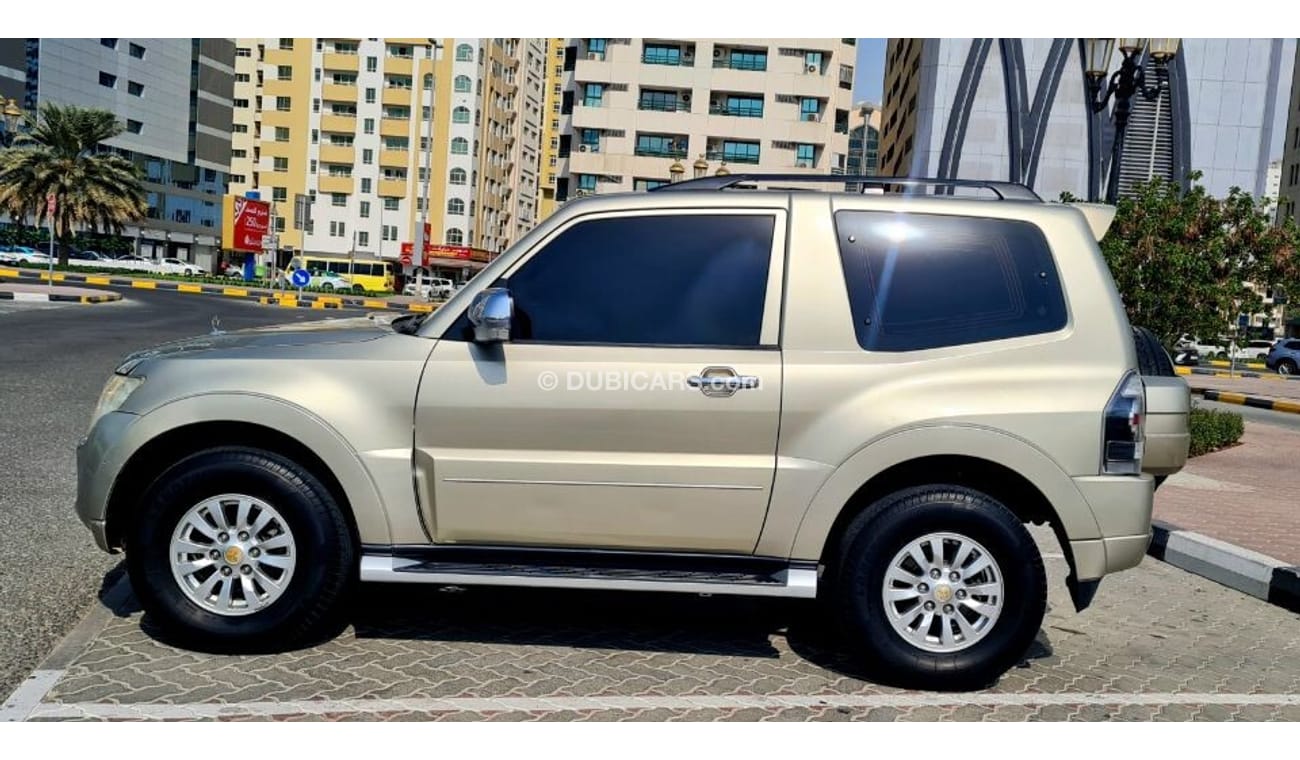 Mitsubishi Pajero PAJERO 2013 GCC 2 DOOR  LOW MILEAGE