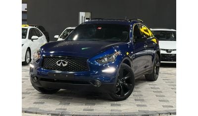 Infiniti QX70 Sport