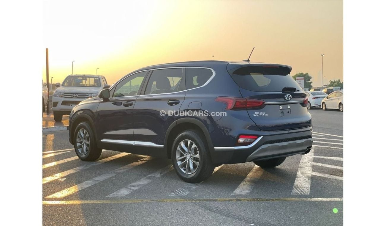 Hyundai Santa Fe 2019 Hyundai Santa Fe SEL Premium - 2.4L V4 GDi With BSM Radar -