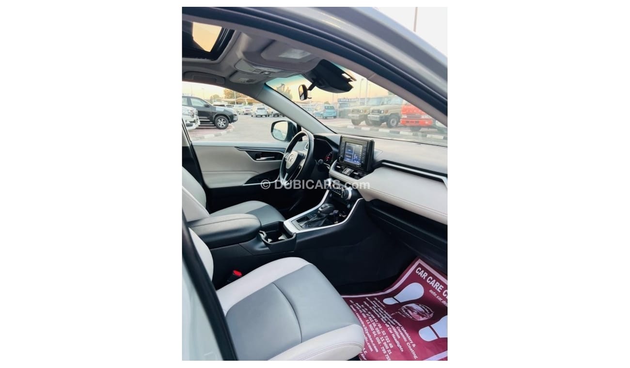 Toyota RAV4 XLE PREMIUM SUNROOF LEATHER SEAT