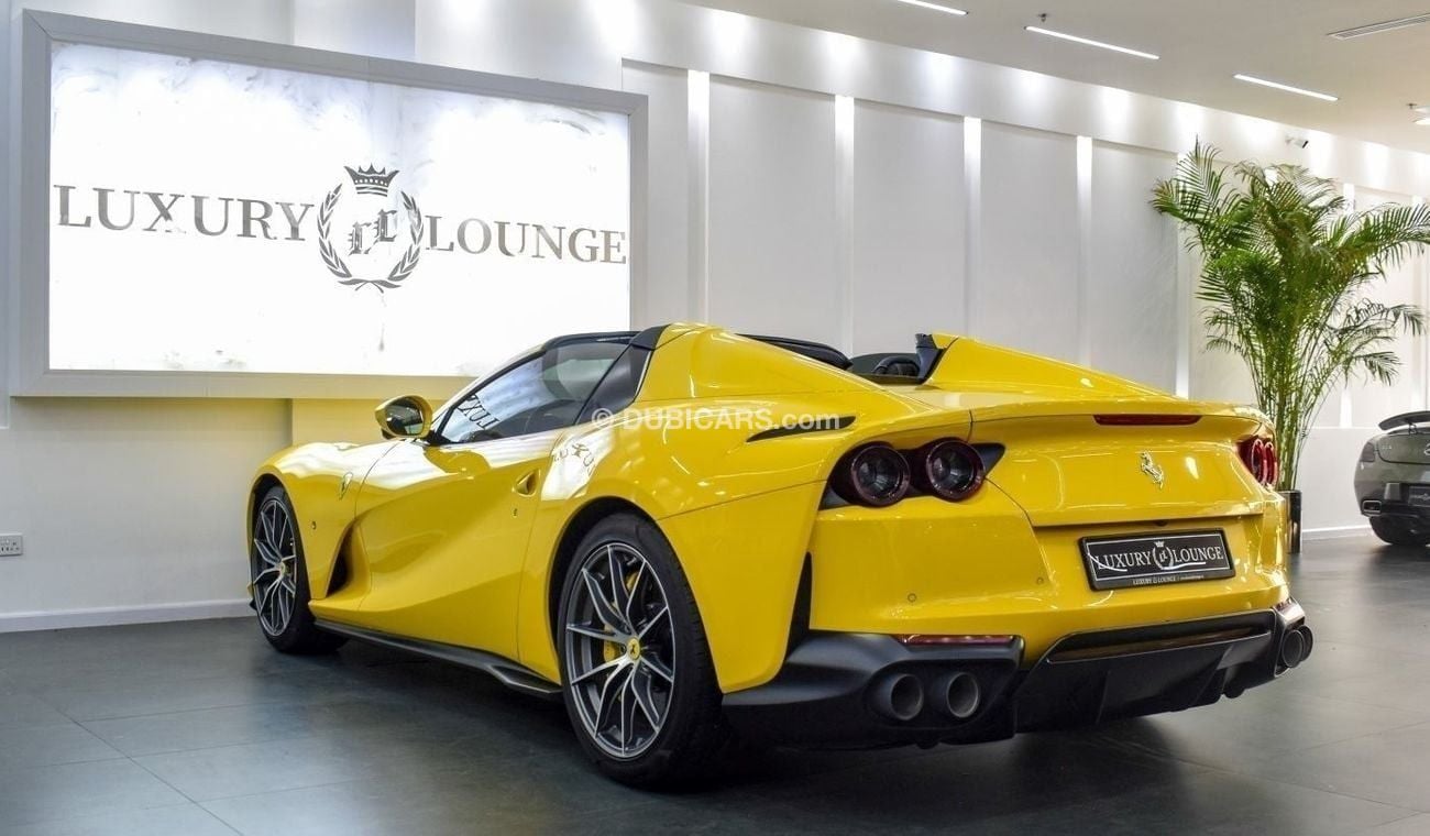 Ferrari 812 GTS FERRARI 812 GTS 2022 GCC WITH WARRANTY AND CONTRACT SERVICE - AL TAYER. IN EXCELLENT CONDITION