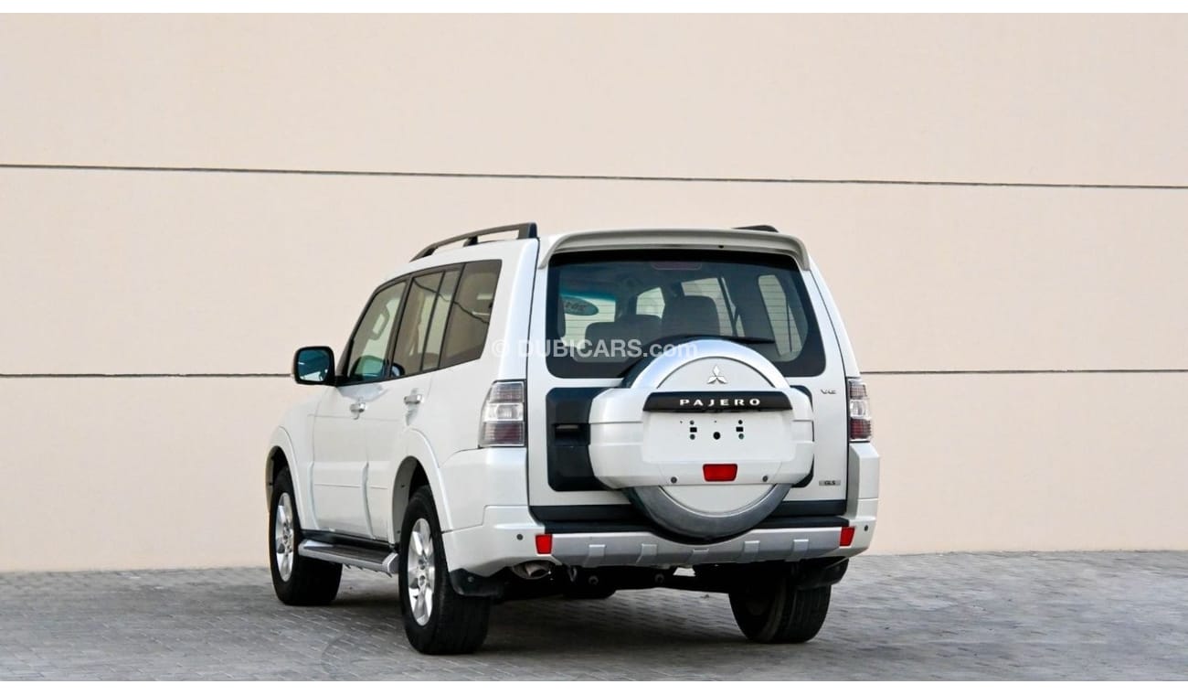 Mitsubishi Pajero GLS Top Mitsubishi Pajero 2013 GCC in excellent condition, inside and out