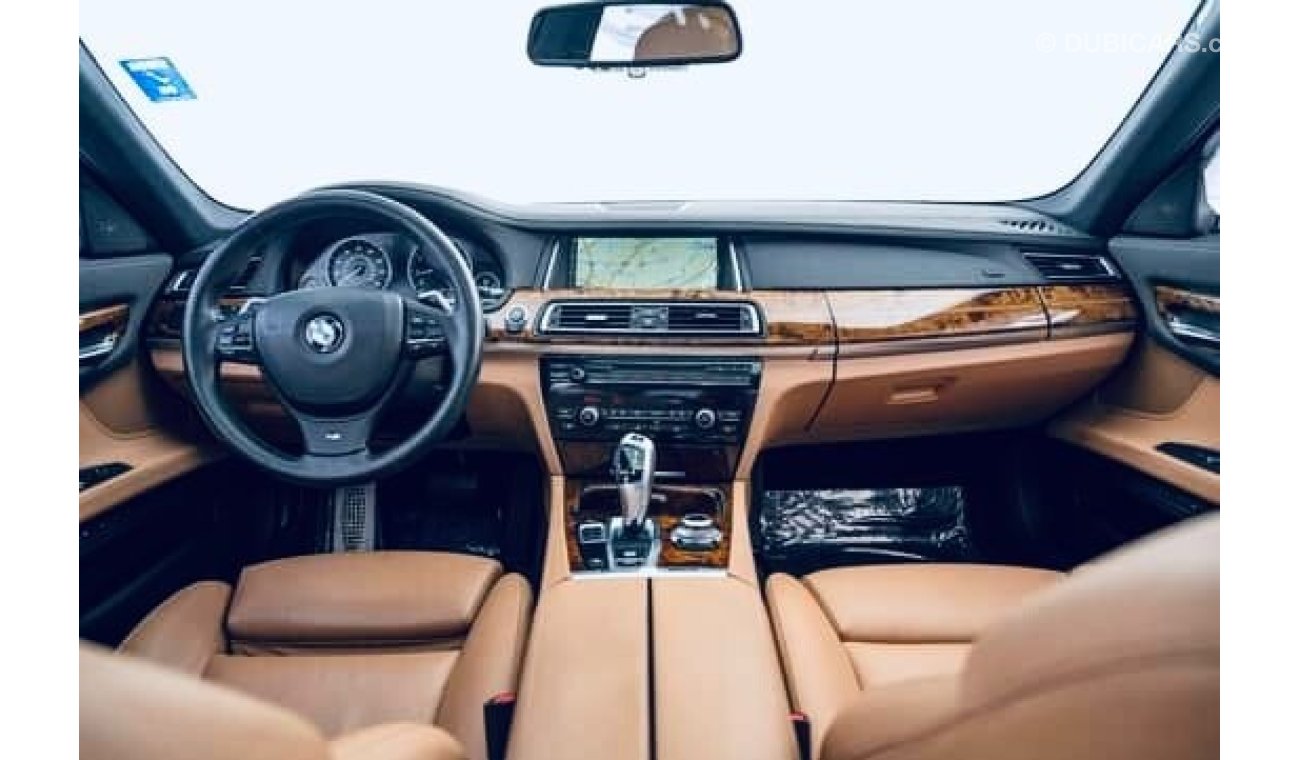 BMW 750Li X DRIVE 4L